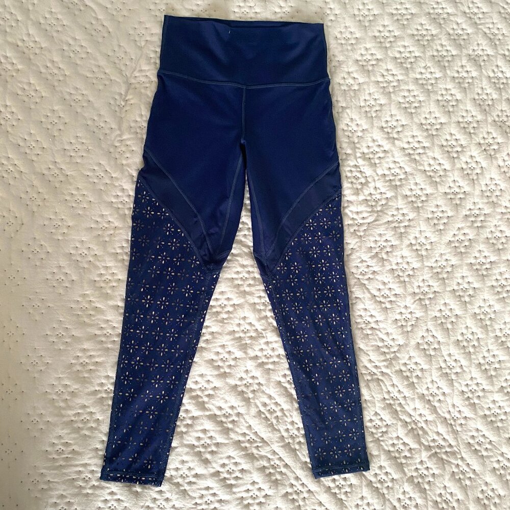 Aerie Sporty Navy Blue Laser-Cut Mesh High-Waisted Leggings Size M
